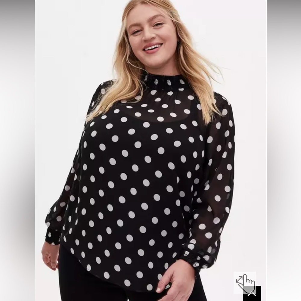 Torrid Chiffon Smocked Mock Neck Blouse – Size 3 Plus  ✨